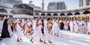 Thawaf: Rukun Umroh yang Penuh Hikmah dan Makna Spiritual salma tour